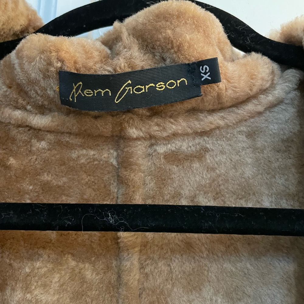 Rem Garson Tan Shearling Jacket - Picture 2 of 10